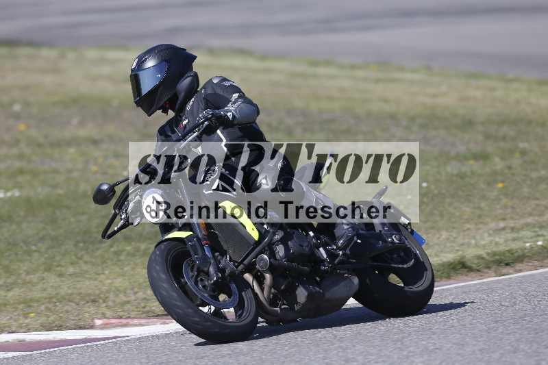 /01 02.04.2026 MAZ ADR/Gruppe gelb Gruppe gruen/81